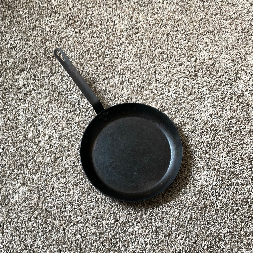 Lodge Carbon Steel Frying Pan